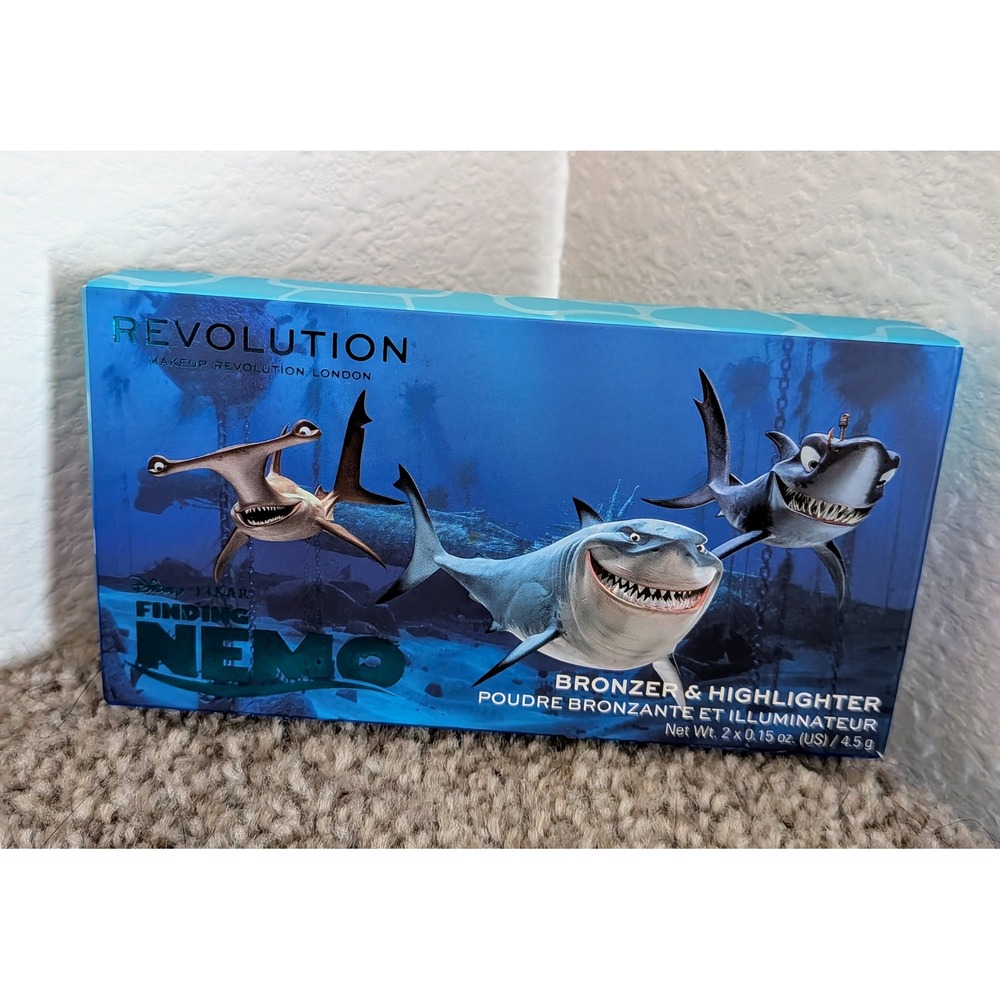 Revolution Finding Nemo Bronzer‎ & Highlighter Palette Makeup Face NEW